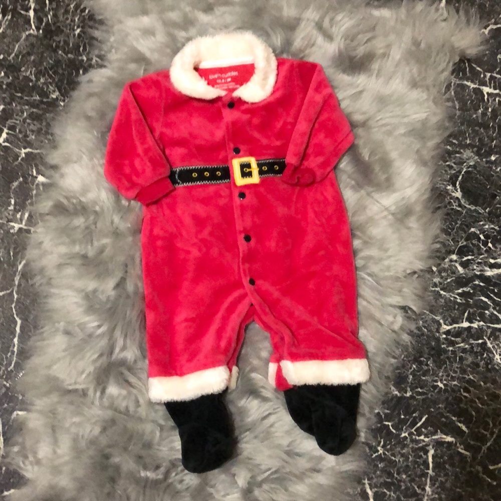 4for$20 love’s cuddles - Santa’s outfit